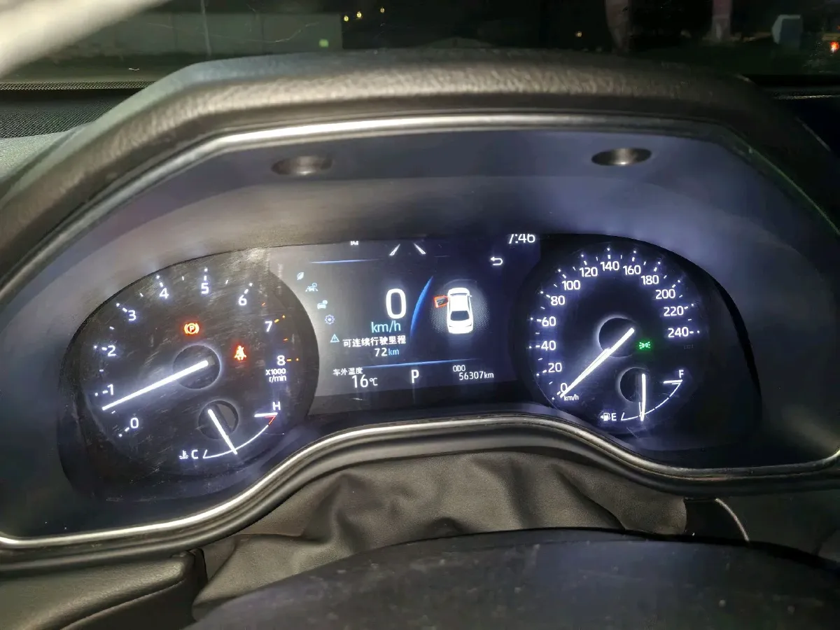 2022 Toyota Avalon 2.5L 209HP L4 8AT,autocango,china used car exporter,china ev exporter,chinese used car exporter,chinese used ev exporter