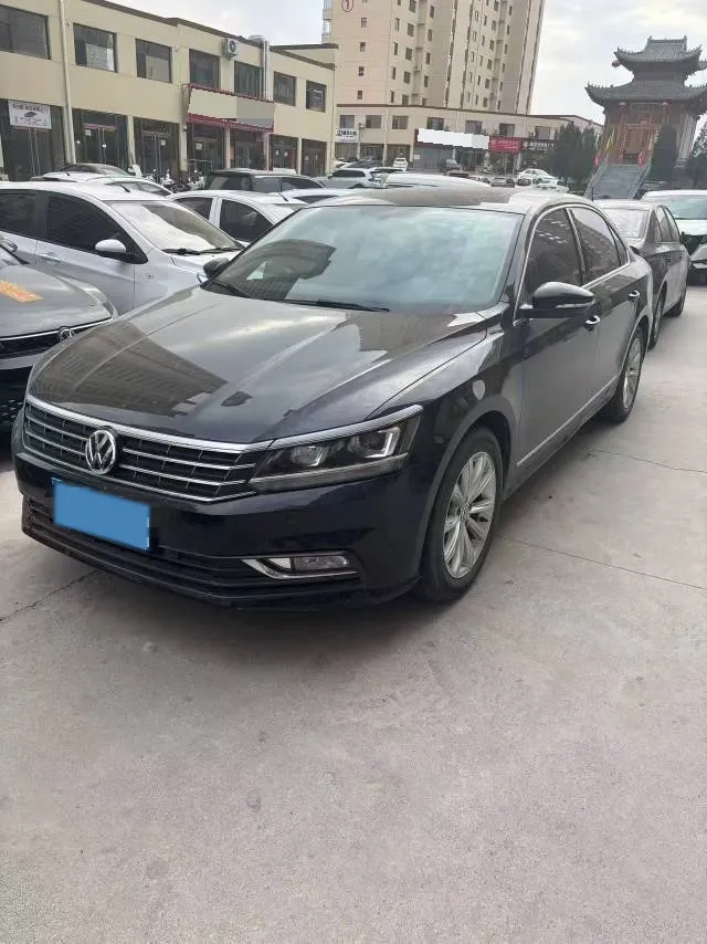 2017 Volkswagen Passat 1.8T 180HP L4 7DCT