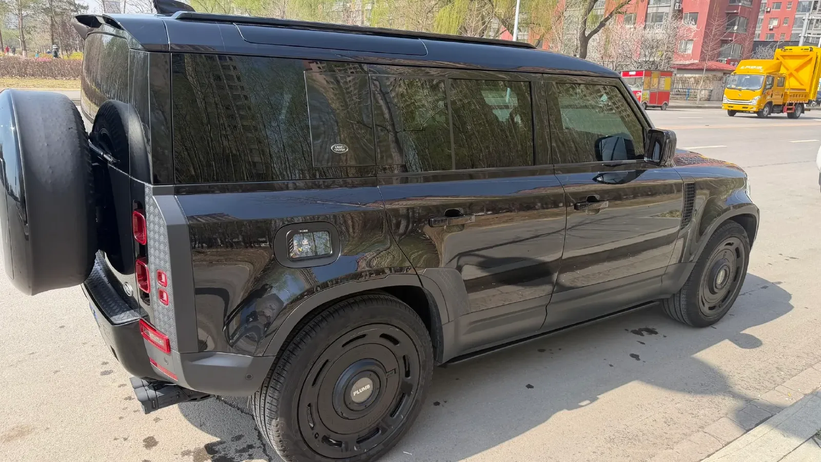 2024 Land Rover Defender 3.0T 400HP L6 8AT,autocango,china used car exporter,china ev exporter,chinese used car exporter,chinese used ev exporter