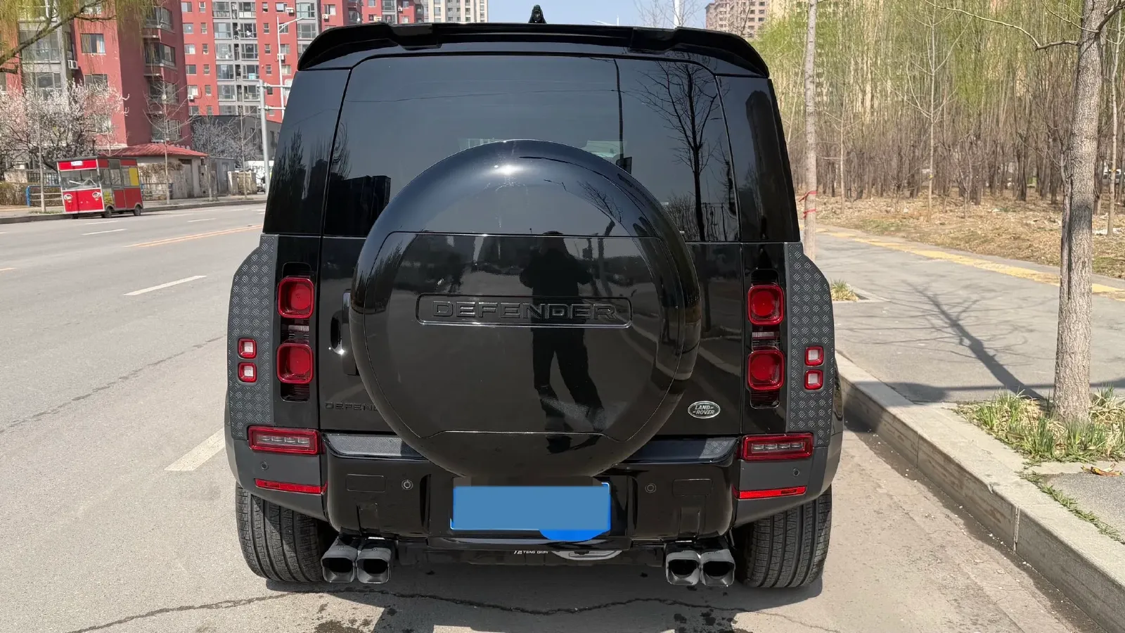 2024 Land Rover Defender 3.0T 400HP L6 8AT,autocango,china used car exporter,china ev exporter,chinese used car exporter,chinese used ev exporter