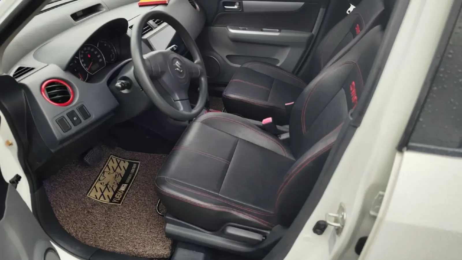 2016 Suzuki Swift 1.5L 103HP L4 4AT,autocango,china used car exporter,china ev exporter,chinese used car exporter,chinese used ev exporter