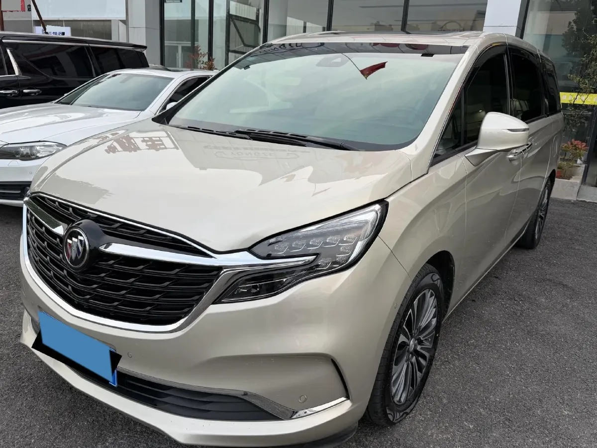 2022 Buick GL8 2.0T 237HP L4 9AT,autocango,china used car exporter,china ev exporter,chinese used car exporter,chinese used ev exporter
