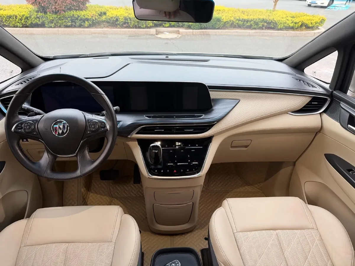 2022 Buick GL8 2.0T 237HP L4 9AT,autocango,china used car exporter,china ev exporter,chinese used car exporter,chinese used ev exporter