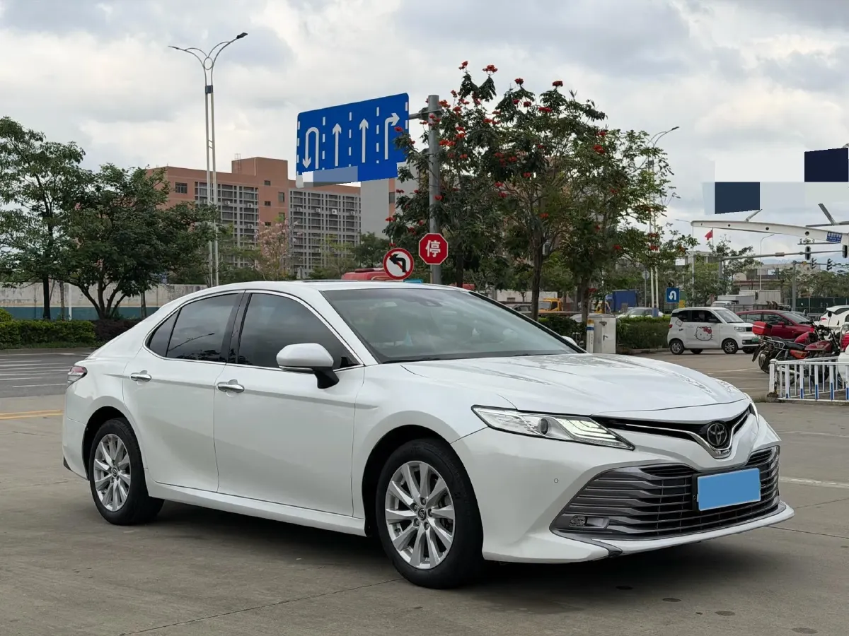 2018 Toyota Camry 2.0L 169HP L4 6AT,autocango,china used car exporter,china ev exporter,chinese used car exporter,chinese used ev exporter