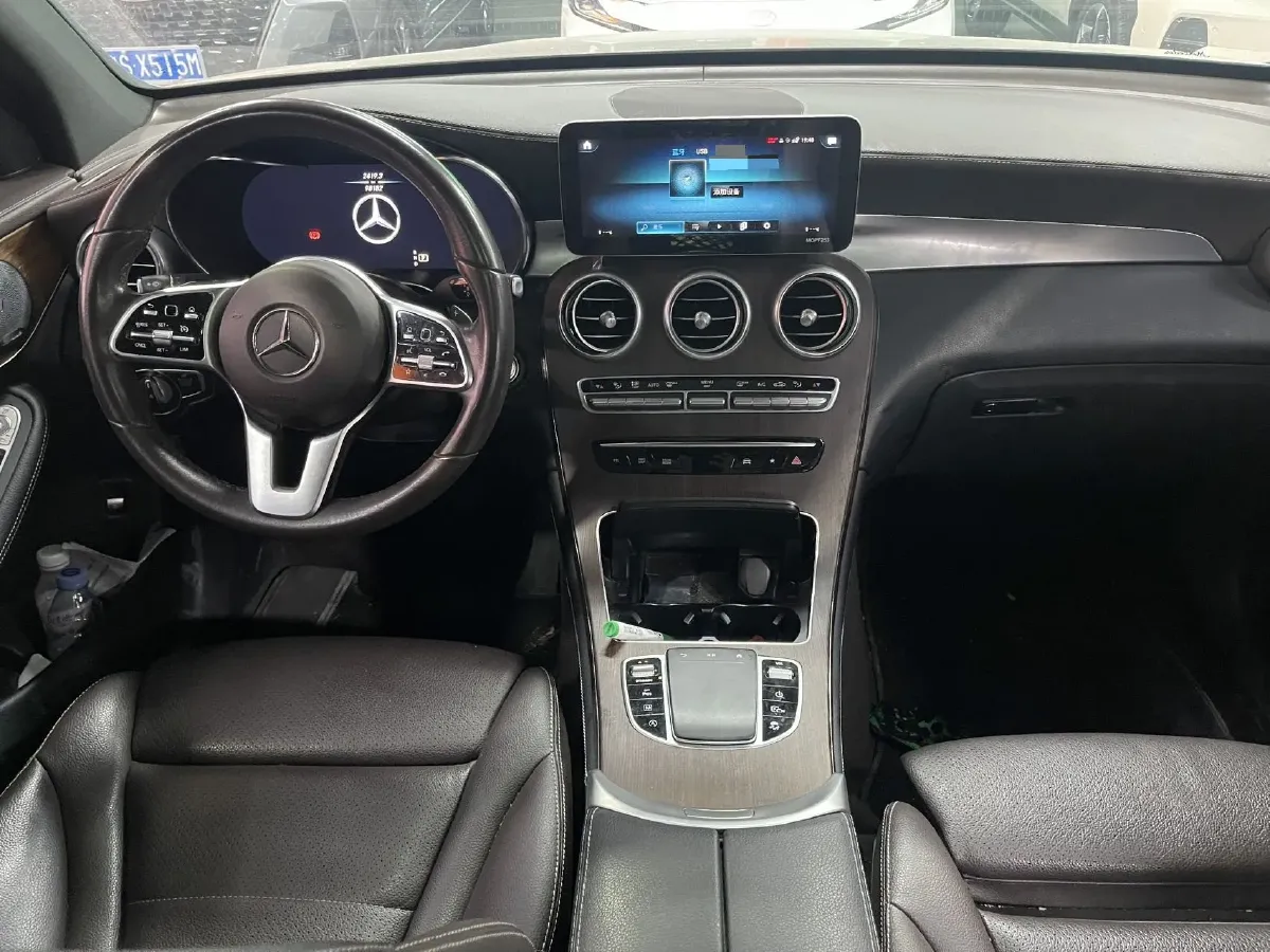 2021 Mercedes-Benz GLC Class 2.0T 258HP L4 9AT,autocango,china used car exporter,china ev exporter,chinese used car exporter,chinese used ev exporter