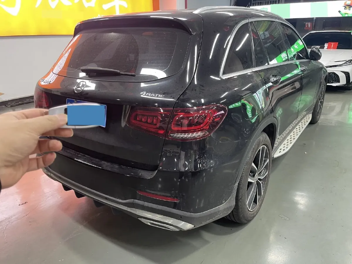 2021 Mercedes-Benz GLC Class 2.0T 258HP L4 9AT,autocango,china used car exporter,china ev exporter,chinese used car exporter,chinese used ev exporter
