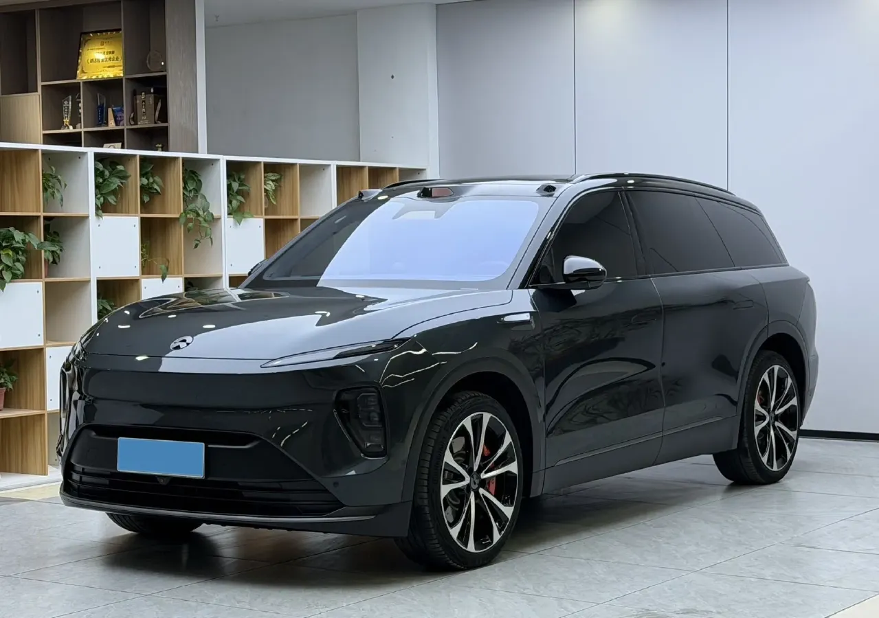 2024 Porsche Macan All-Electric BEV 100KWH,autocango,china used car exporter,china ev exporter,chinese used car exporter,chinese used ev exporter