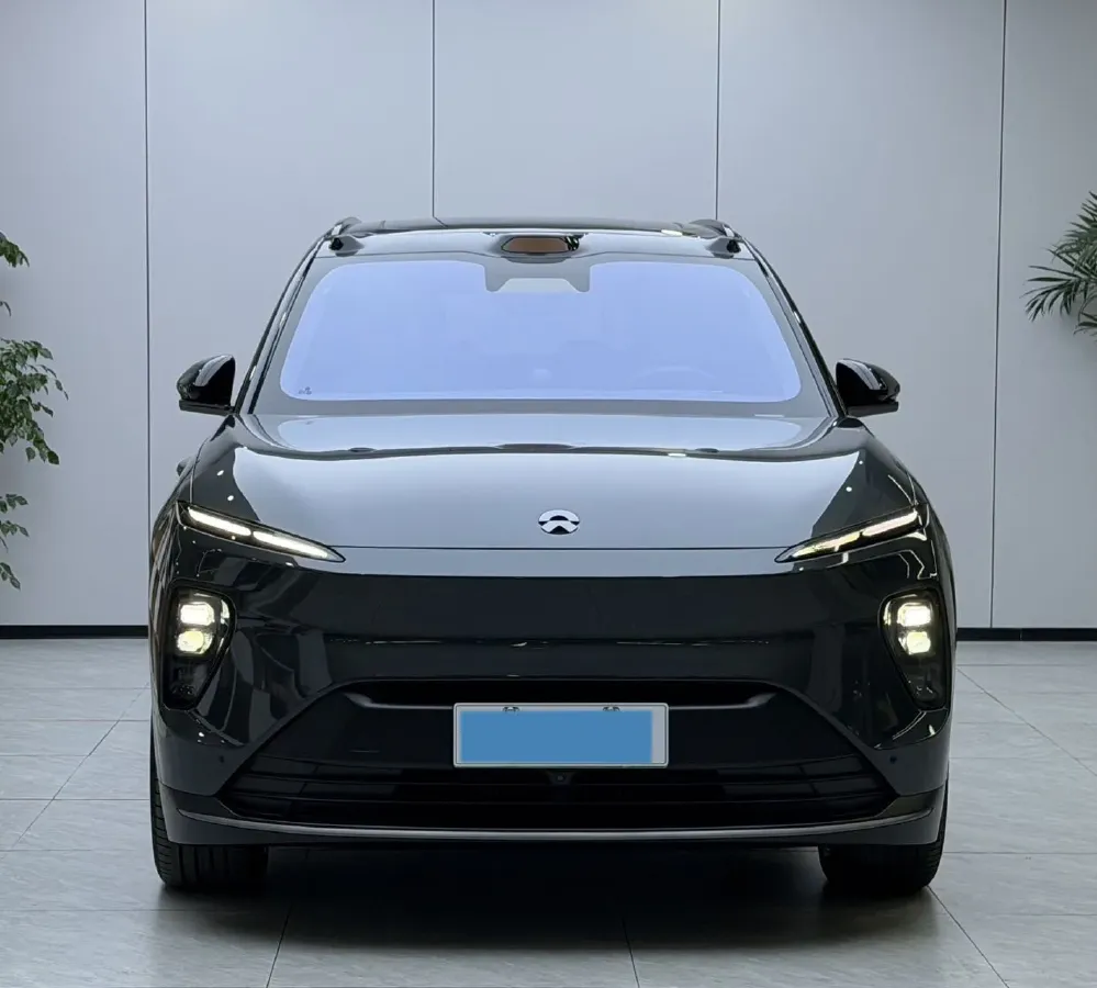 2024 Porsche Macan All-Electric BEV 100KWH,autocango,china used car exporter,china ev exporter,chinese used car exporter,chinese used ev exporter