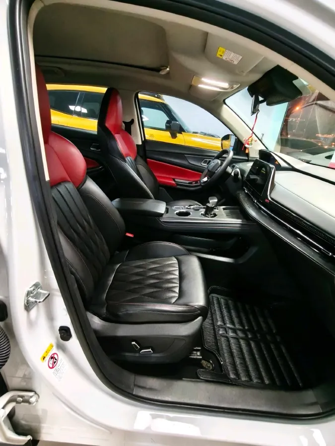 2022 ChangAn CS55 Plus 1.5T 180HP L4 7DCT,autocango,china used car exporter,china ev exporter,chinese used car exporter,chinese used ev exporter