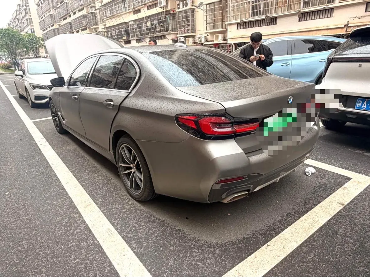 2021 BMW 5 Series 2.0T 184HP L4 8AT PHEV 17.7KWH,autocango,china used car exporter,china ev exporter,chinese used car exporter,chinese used ev exporter