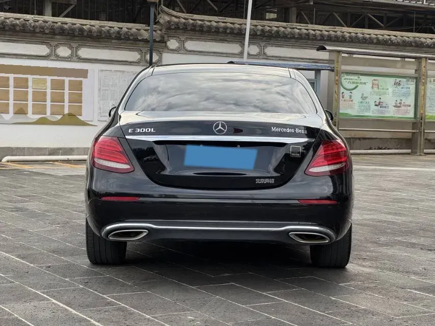 2020 Mercedes-Benz E Class 2.0T 258HP L4 9AT,autocango,china used car exporter,china ev exporter,chinese used car exporter,chinese used ev exporter