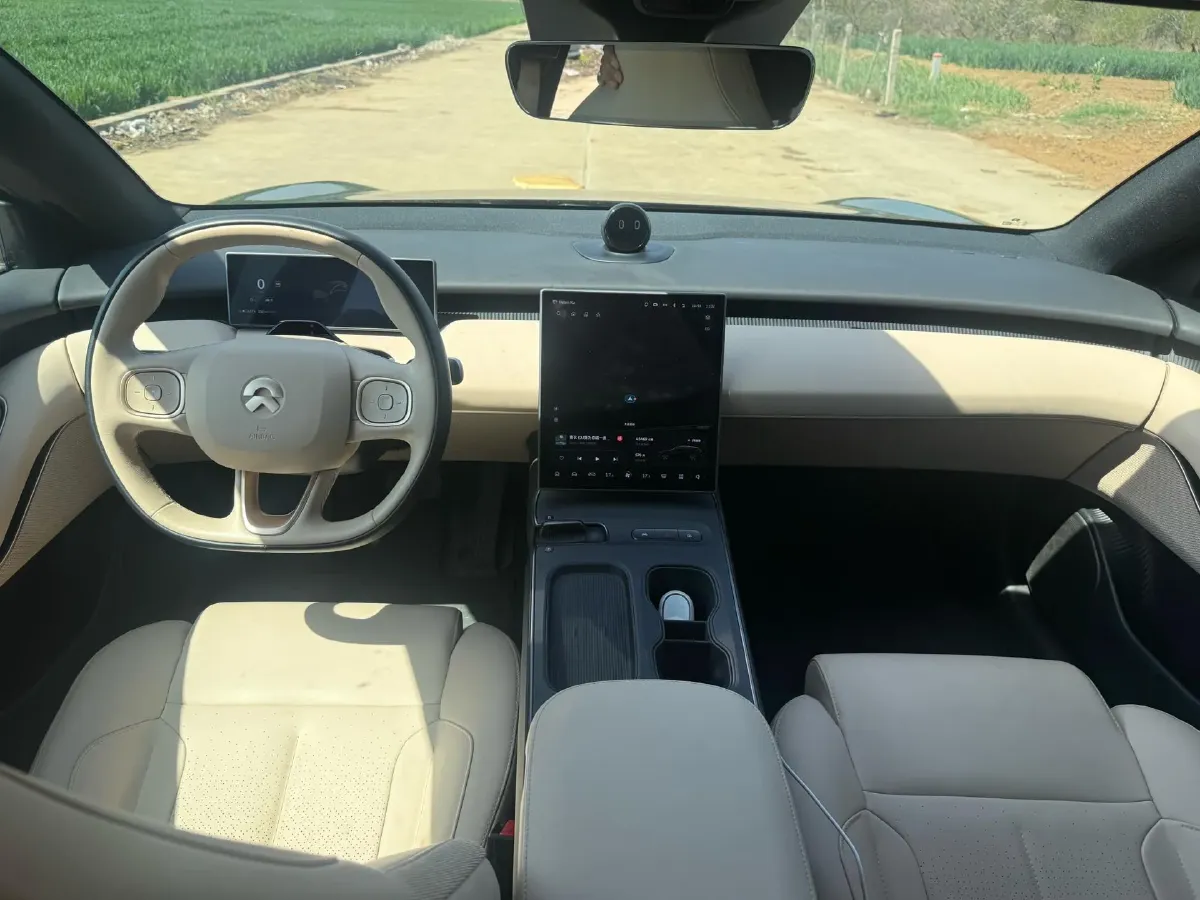 2024 NIO ET5T BEV 100KWH,autocango,china used car exporter,china ev exporter,chinese used car exporter,chinese used ev exporter