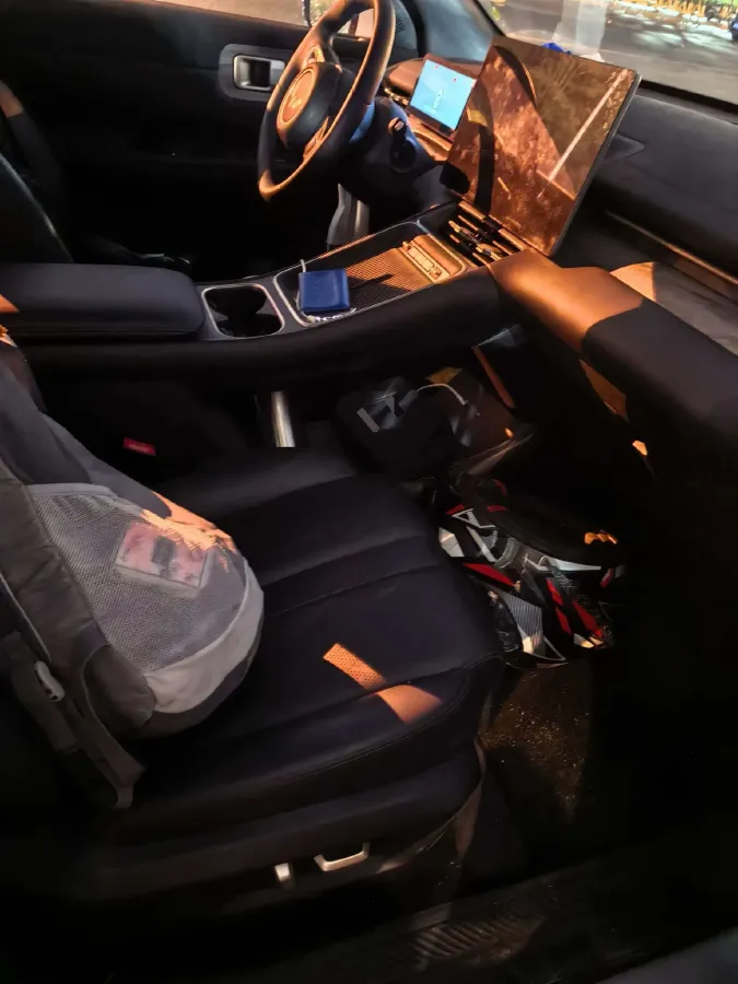 2024 WuLing XingGuangS BEV 60KWH,autocango,china used car exporter,china ev exporter,chinese used car exporter,chinese used ev exporter