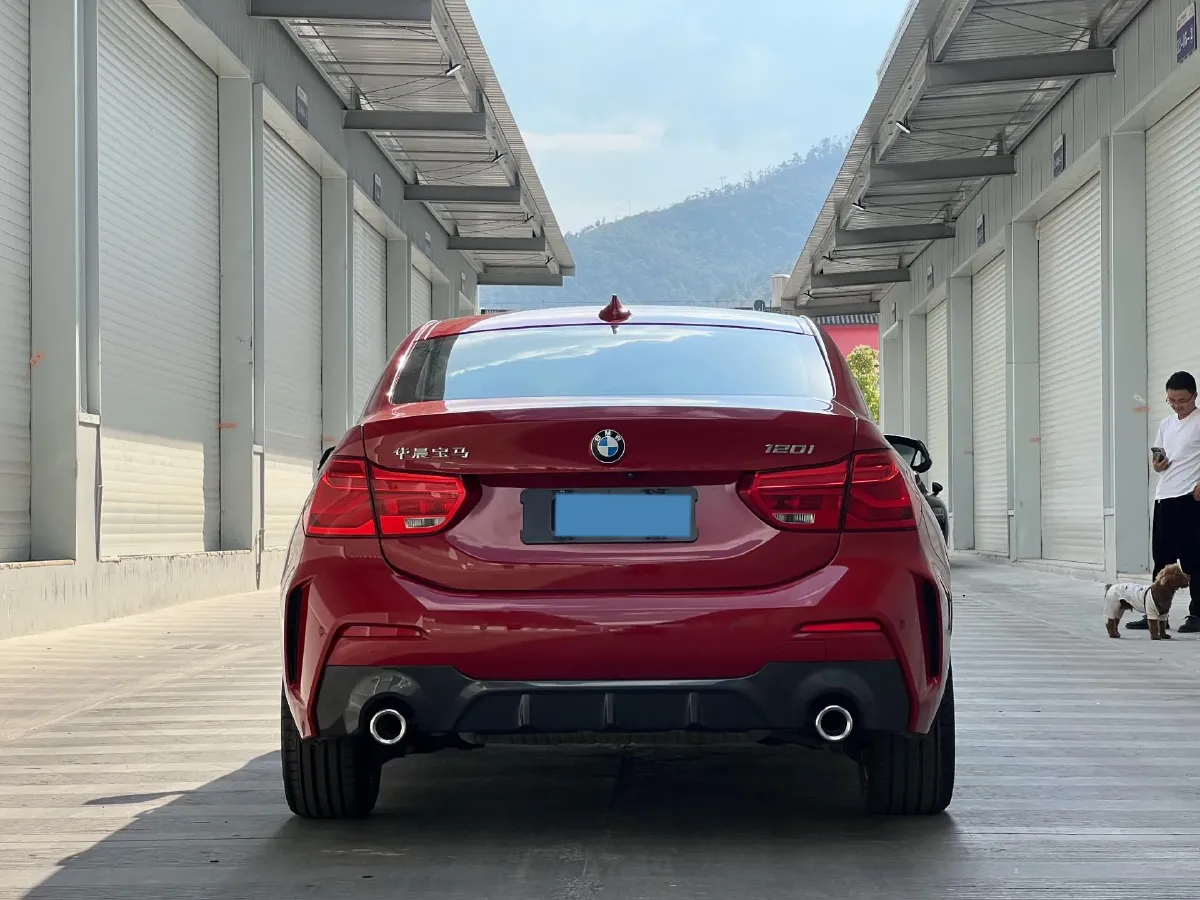 2020 BMW 1 Series 1.5T 140HP L3 7DCT,autocango,china used car exporter,china ev exporter,chinese used car exporter,chinese used ev exporter