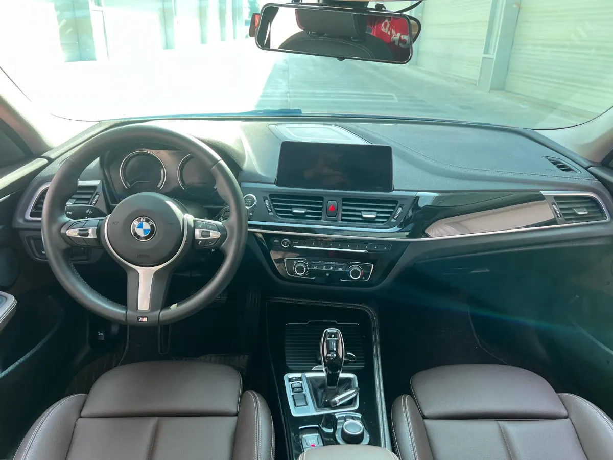 2020 BMW 1 Series 1.5T 140HP L3 7DCT,autocango,china used car exporter,china ev exporter,chinese used car exporter,chinese used ev exporter