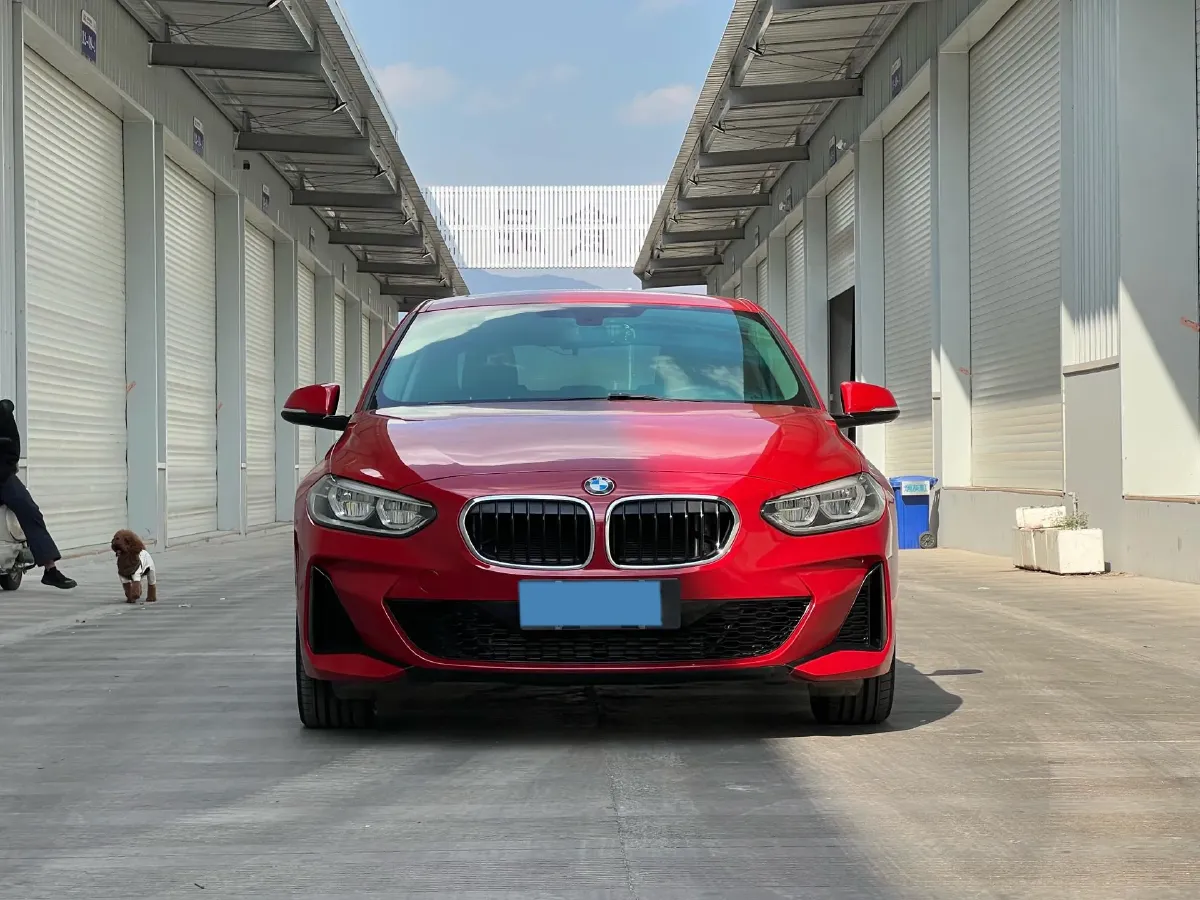 2020 BMW 1 Series 1.5T 140HP L3 7DCT,autocango,china used car exporter,china ev exporter,chinese used car exporter,chinese used ev exporter