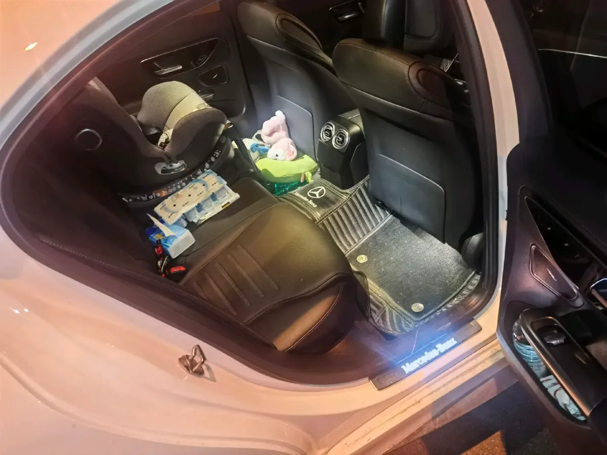 2023 Mercedes-Benz C Class 1.5T 204HP L4 9AT,autocango,china used car exporter,china ev exporter,chinese used car exporter,chinese used ev exporter