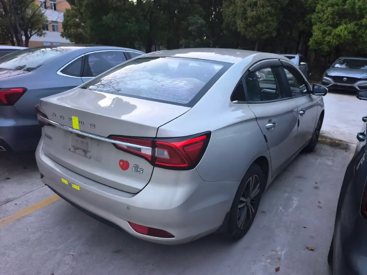 2019 Roewe i5 1.5L 120HP L4 CVT,autocango,china used car exporter,china ev exporter,chinese used car exporter,chinese used ev exporter