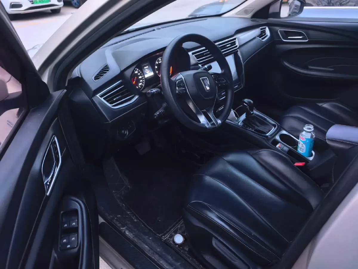 2019 Roewe i5 1.5L 120HP L4 CVT,autocango,china used car exporter,china ev exporter,chinese used car exporter,chinese used ev exporter