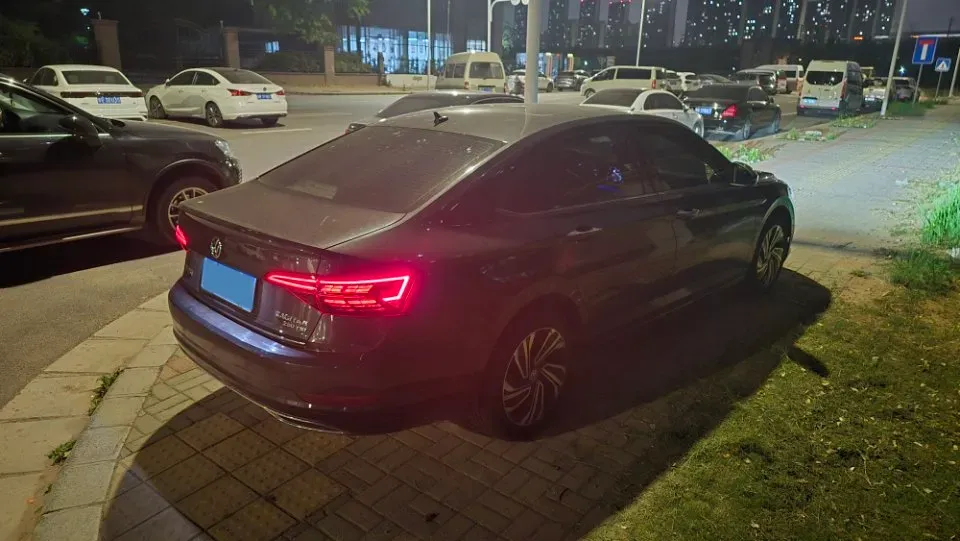 2019 Luxgen Grand 7 MPV 2.0T 188HP L4 6AT,autocango,china used car exporter,china ev exporter,chinese used car exporter,chinese used ev exporter