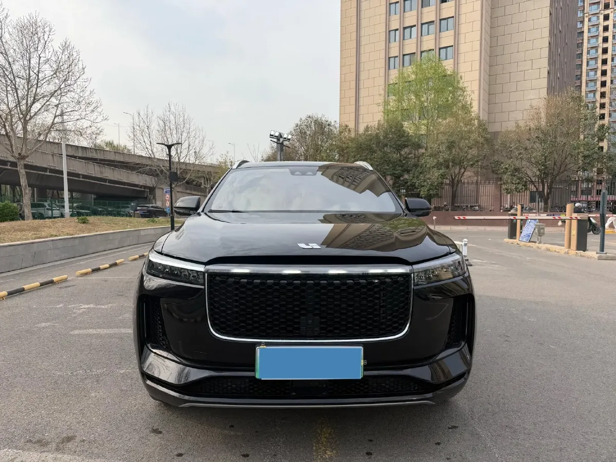 2020 Li ONE Range Extended 131HP REEV 40.5KWH,autocango,china used car exporter,china ev exporter,chinese used car exporter,chinese used ev exporter