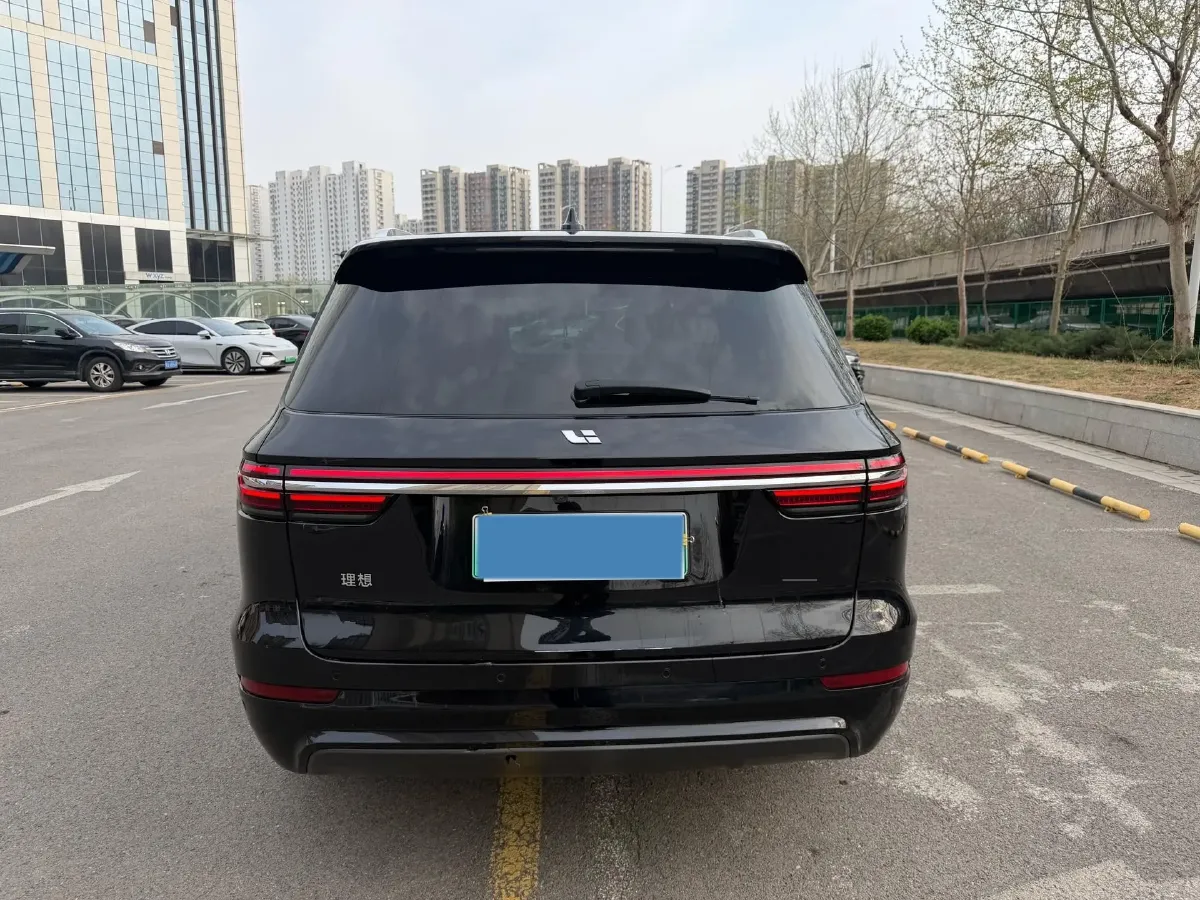 2020 Li ONE Range Extended 131HP REEV 40.5KWH,autocango,china used car exporter,china ev exporter,chinese used car exporter,chinese used ev exporter