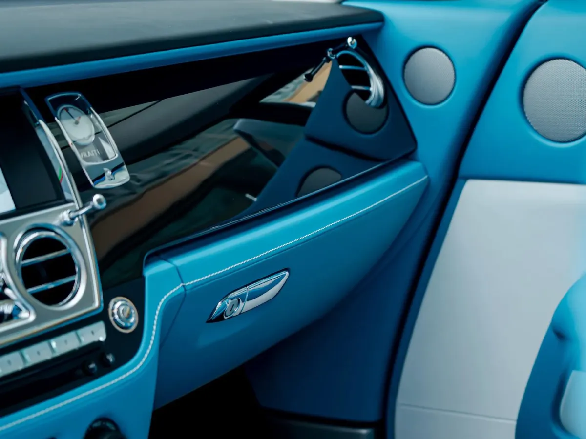 2018 Rolls-Royce Wraith 6.6T 632HP V12 8AT,autocango,china used car exporter,china ev exporter,chinese used car exporter,chinese used ev exporter