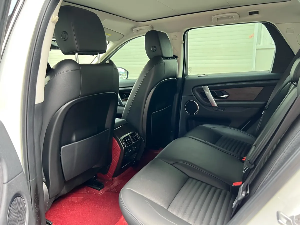 2021 Land Rover Discovery Sport 2.0T 200HP L4 9AT,autocango,china used car exporter,china ev exporter,chinese used car exporter,chinese used ev exporter