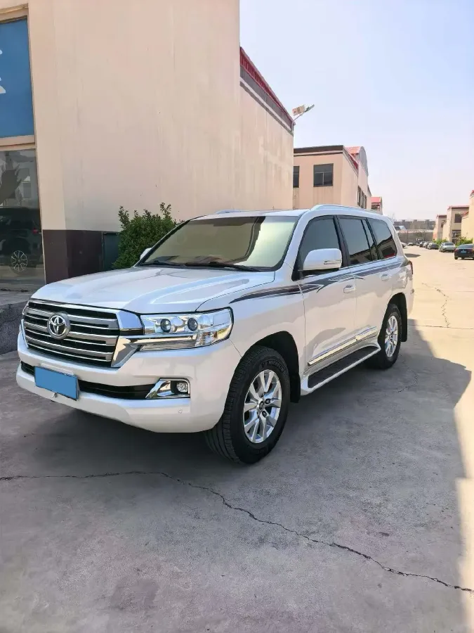 2019 Chevrolet Trax 1.0T 125HP L3 6AT,autocango,china used car exporter,china ev exporter,chinese used car exporter,chinese used ev exporter