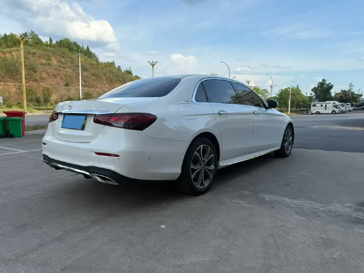 2022 Mercedes-Benz GLC Class 2.0T 258HP L4 9AT,autocango,china used car exporter,china ev exporter,chinese used car exporter,chinese used ev exporter