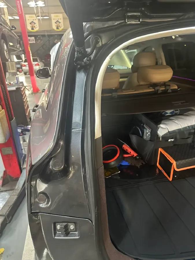 2024 Ford Transit 2.0T 143HP L4 9AT,autocango,china used car exporter,china ev exporter,chinese used car exporter,chinese used ev exporter