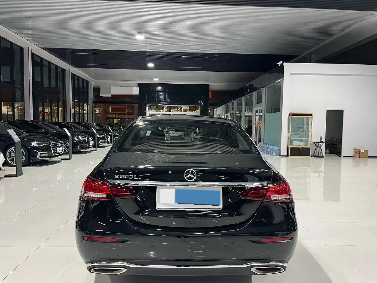 2022 Mercedes-Benz GLC Class 2.0T 258HP L4 9AT,autocango,china used car exporter,china ev exporter,chinese used car exporter,chinese used ev exporter