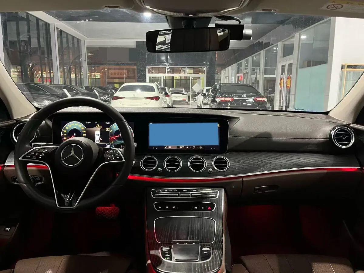 2022 Mercedes-Benz GLC Class 2.0T 258HP L4 9AT,autocango,china used car exporter,china ev exporter,chinese used car exporter,chinese used ev exporter