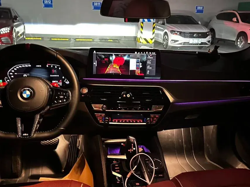 2023 BMW 5 Series 2.0T 245HP L4 8AT,autocango,china used car exporter,china ev exporter,chinese used car exporter,chinese used ev exporter