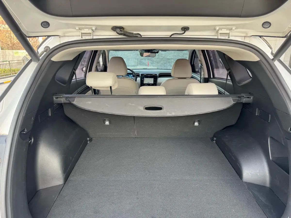 2021 Hyundai Tucson 1.5T 200HP L4 7DCT,autocango,china used car exporter,china ev exporter,chinese used car exporter,chinese used ev exporter