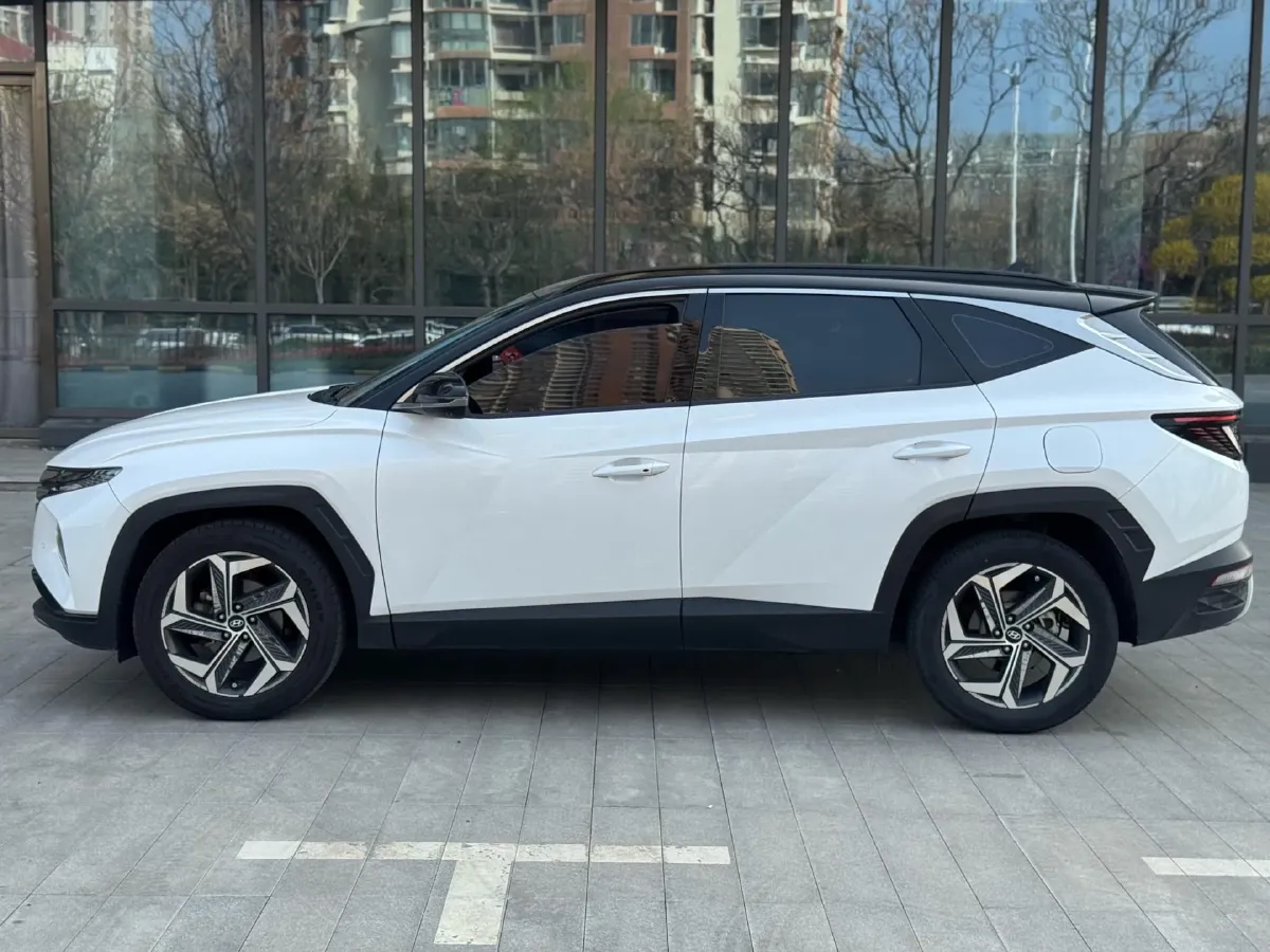 2021 Hyundai Tucson 1.5T 200HP L4 7DCT,autocango,china used car exporter,china ev exporter,chinese used car exporter,chinese used ev exporter