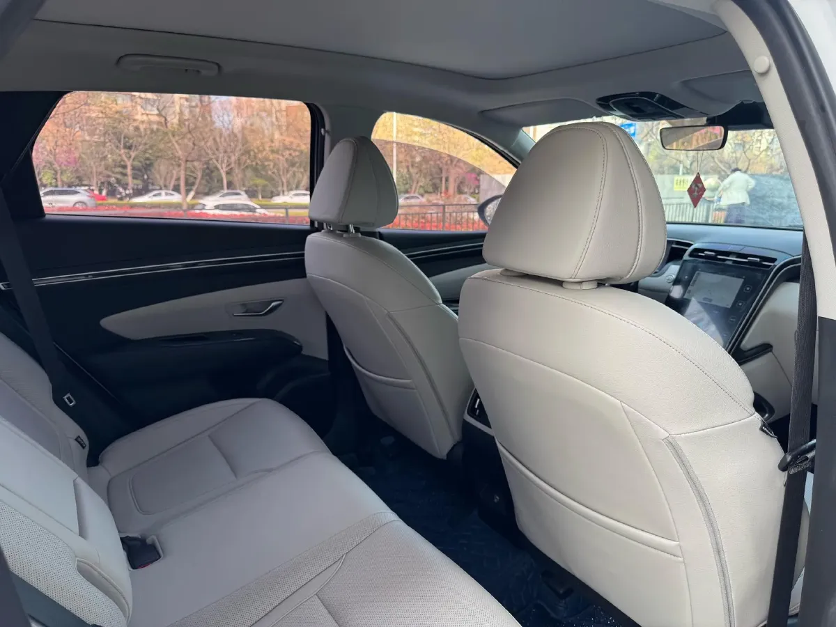 2021 Hyundai Tucson 1.5T 200HP L4 7DCT,autocango,china used car exporter,china ev exporter,chinese used car exporter,chinese used ev exporter