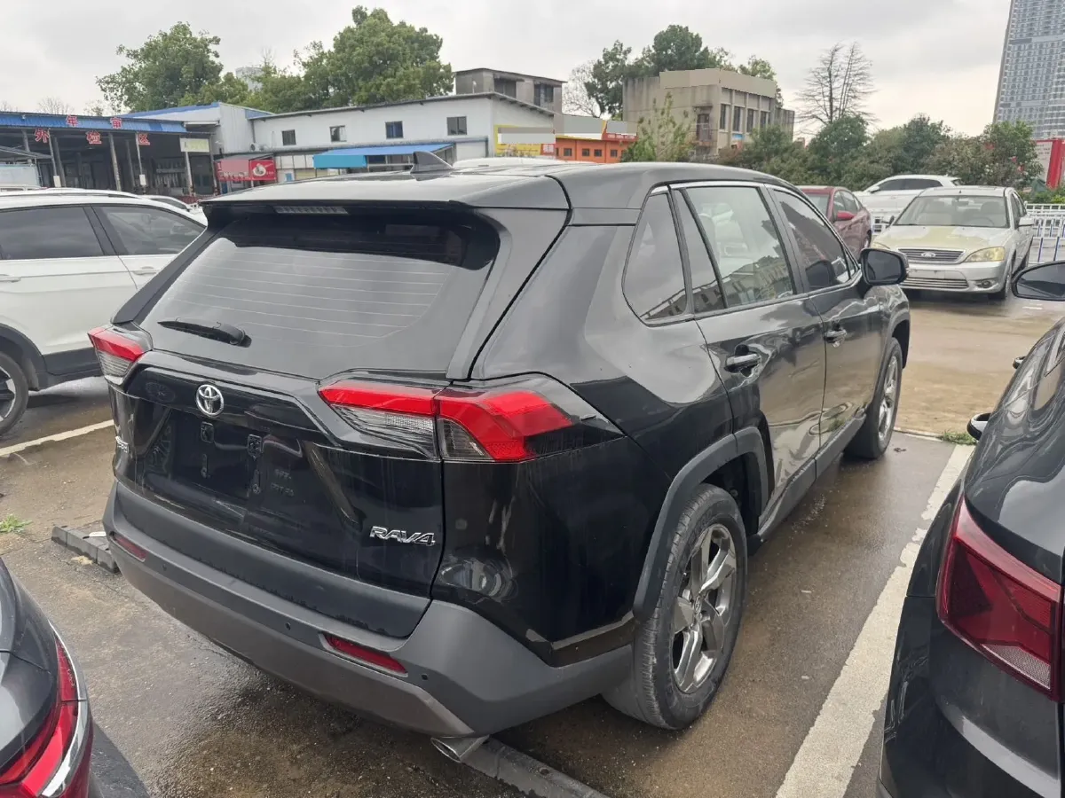 2022 Toyota RAV4 2.0L 171HP L4 CVT,autocango,china used car exporter,china ev exporter,chinese used car exporter,chinese used ev exporter