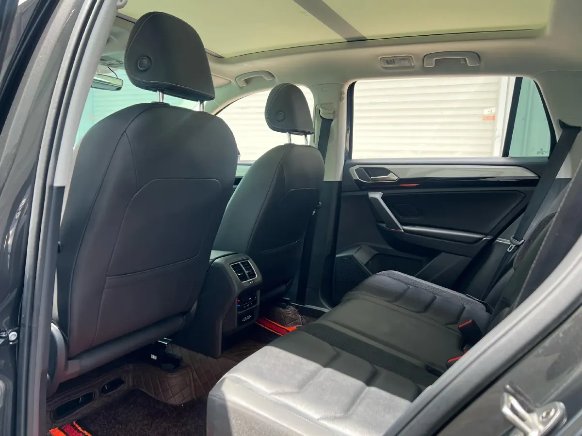 2020 Volkswagen Tayron 2.0T 186HP L4 7DCT,autocango,china used car exporter,china ev exporter,chinese used car exporter,chinese used ev exporter