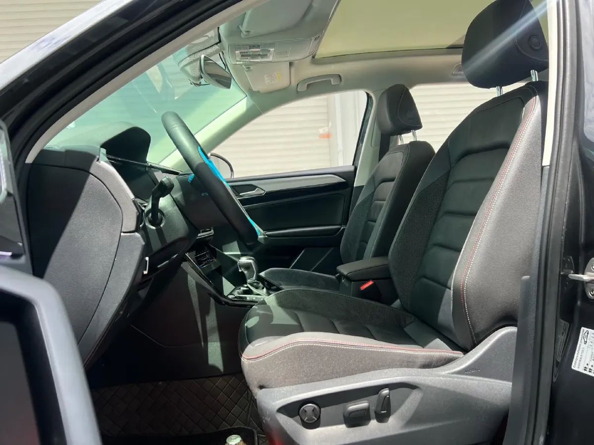 2020 Volkswagen Tayron 2.0T 186HP L4 7DCT,autocango,china used car exporter,china ev exporter,chinese used car exporter,chinese used ev exporter