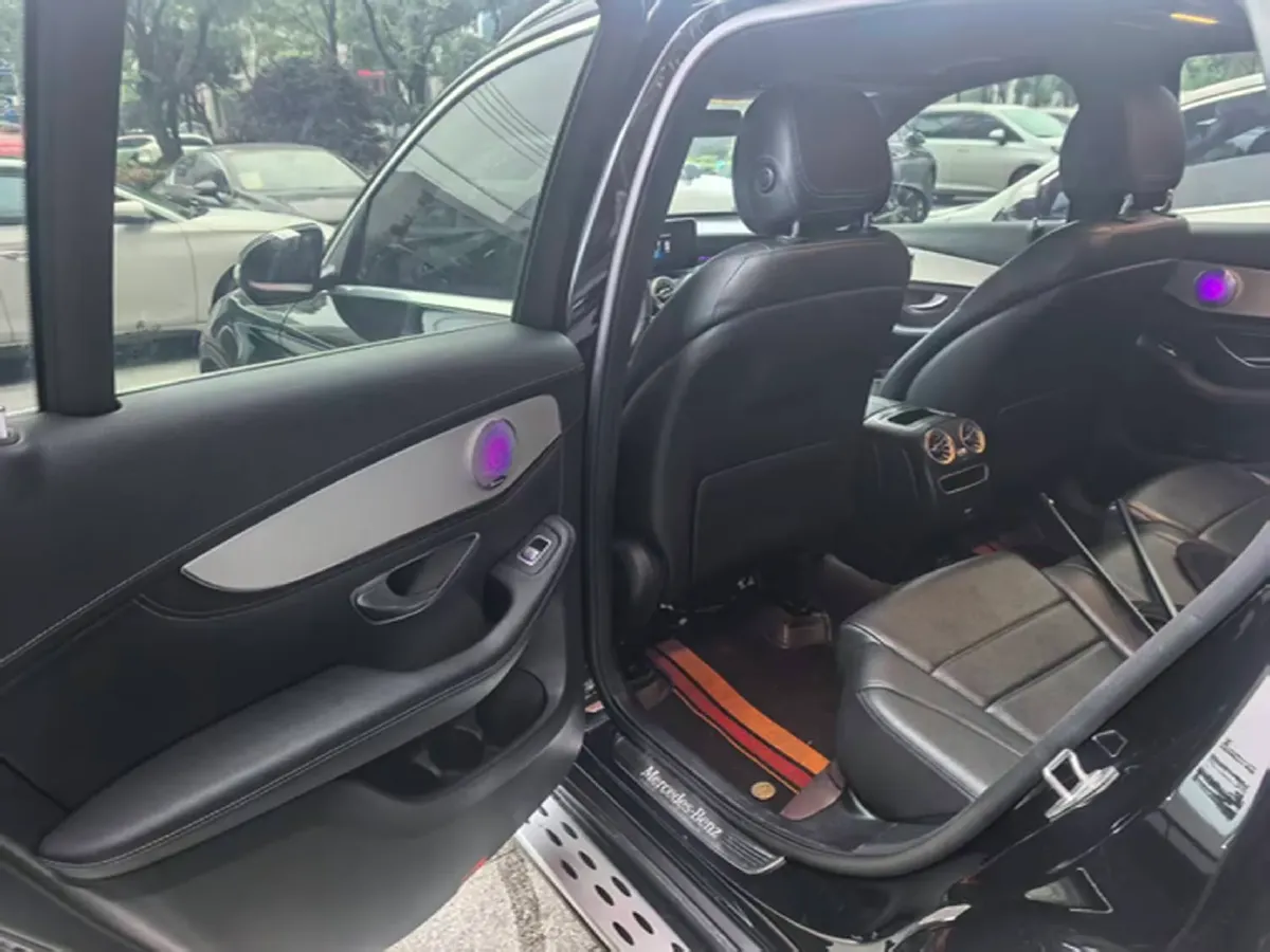 2020 Mercedes-Benz GLC Class 2.0T 197HP L4 9AT,autocango,china used car exporter,china ev exporter,chinese used car exporter,chinese used ev exporter