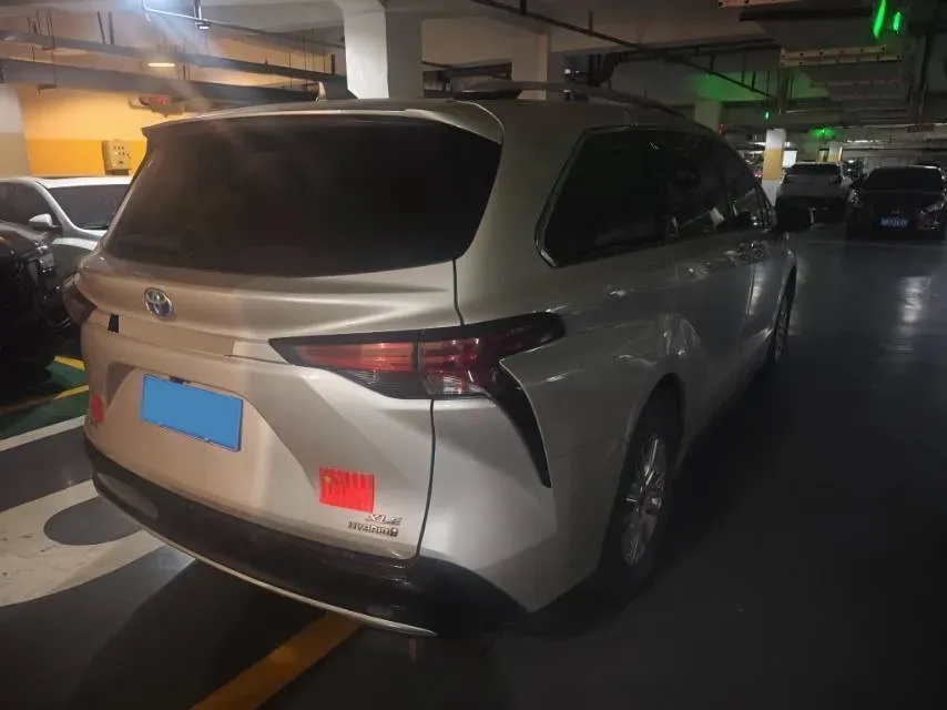 2021 Toyota Sienna 2.5L 192HP L4 E-CVT Hybrid,autocango,china used car exporter,china ev exporter,chinese used car exporter,chinese used ev exporter
