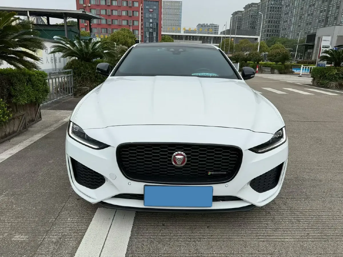 2020 Jaguar XEL 2.0T 200HP L4 8AT,autocango,china used car exporter,china ev exporter,chinese used car exporter,chinese used ev exporter