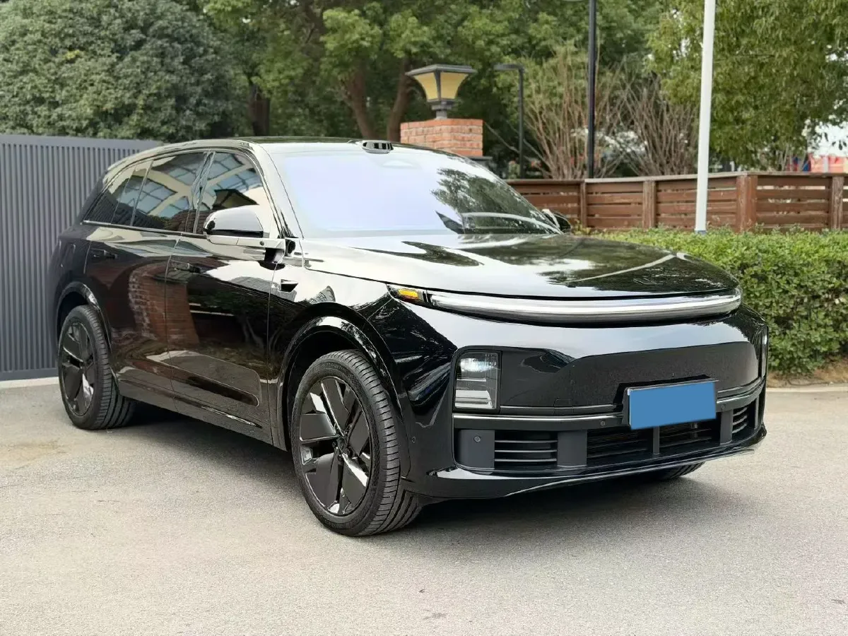 2025 Li L7 Range Extended 154HP REEV,autocango,china used car exporter,china ev exporter,chinese used car exporter,chinese used ev exporter