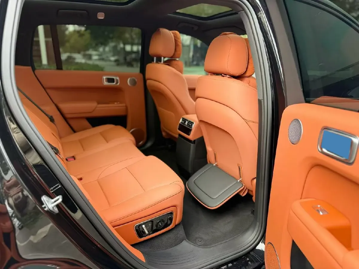 2025 Li L7 Range Extended 154HP REEV,autocango,china used car exporter,china ev exporter,chinese used car exporter,chinese used ev exporter