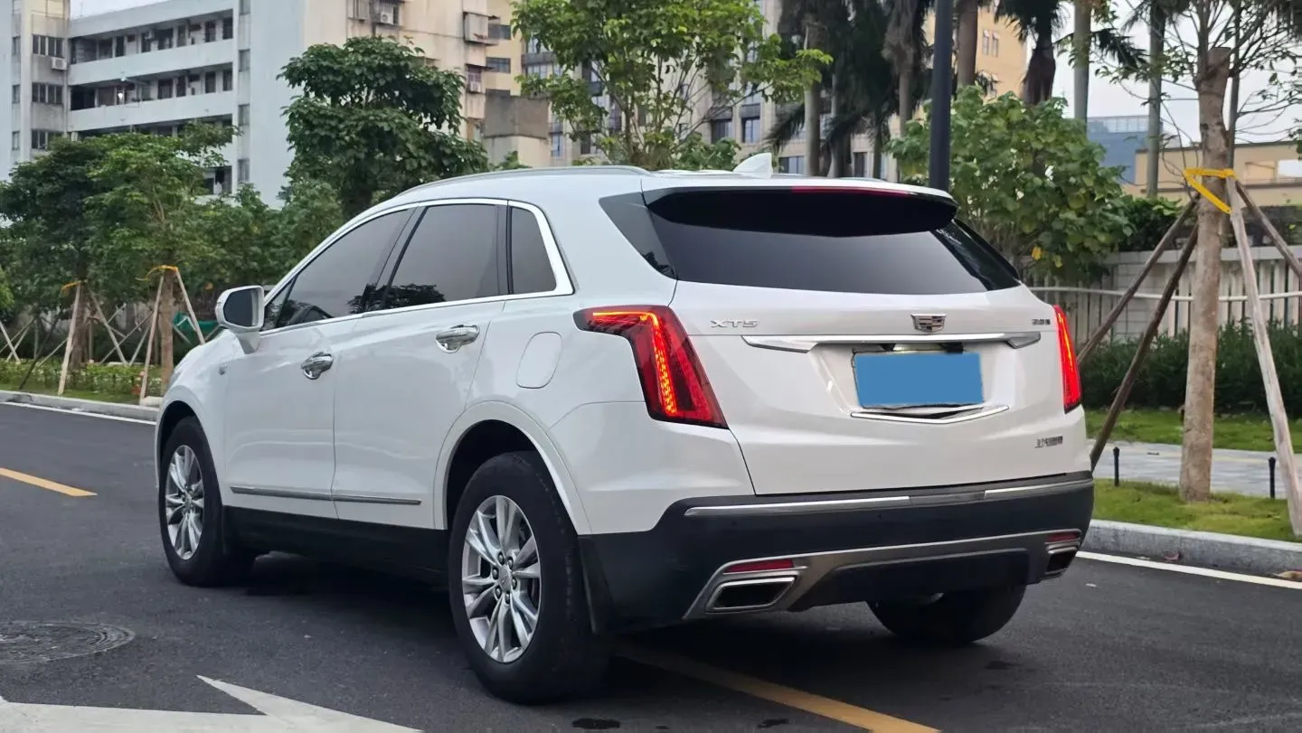 2021 Cadillac XT5 2.0T 237HP L4 9AT,autocango,china used car exporter,china ev exporter,chinese used car exporter,chinese used ev exporter