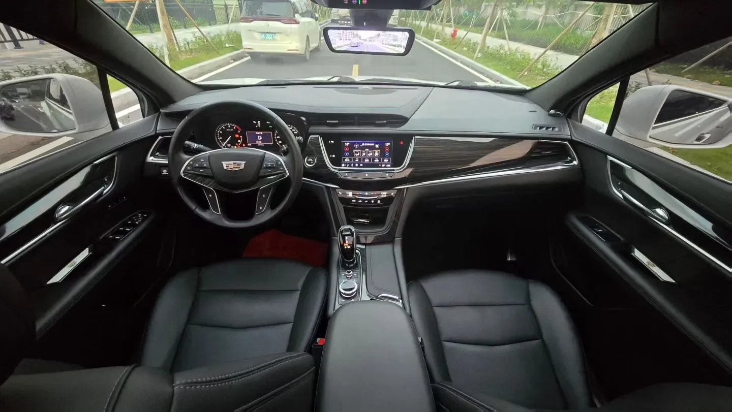 2021 Cadillac XT5 2.0T 237HP L4 9AT,autocango,china used car exporter,china ev exporter,chinese used car exporter,chinese used ev exporter