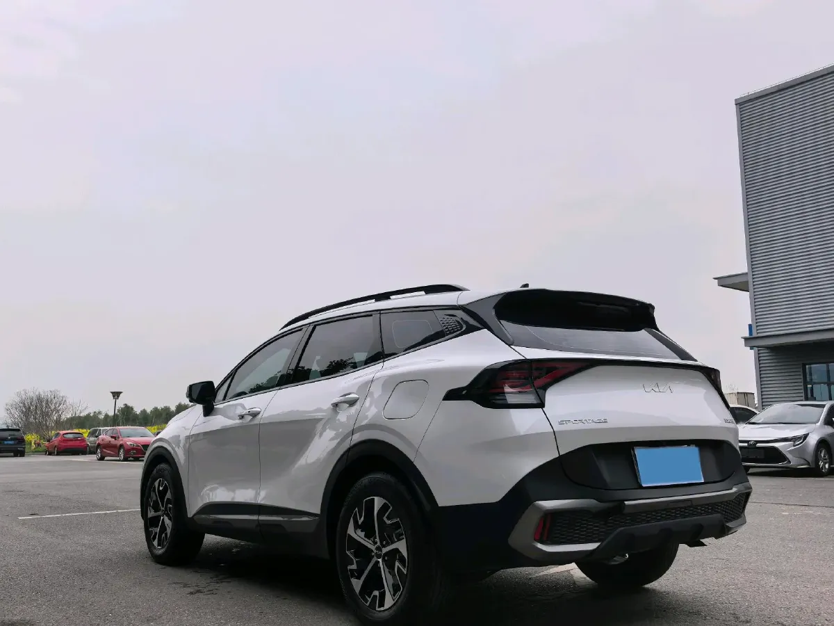 2023 Kia Sportage 1.5T 200HP L4 8AT,autocango,china used car exporter,china ev exporter,chinese used car exporter,chinese used ev exporter