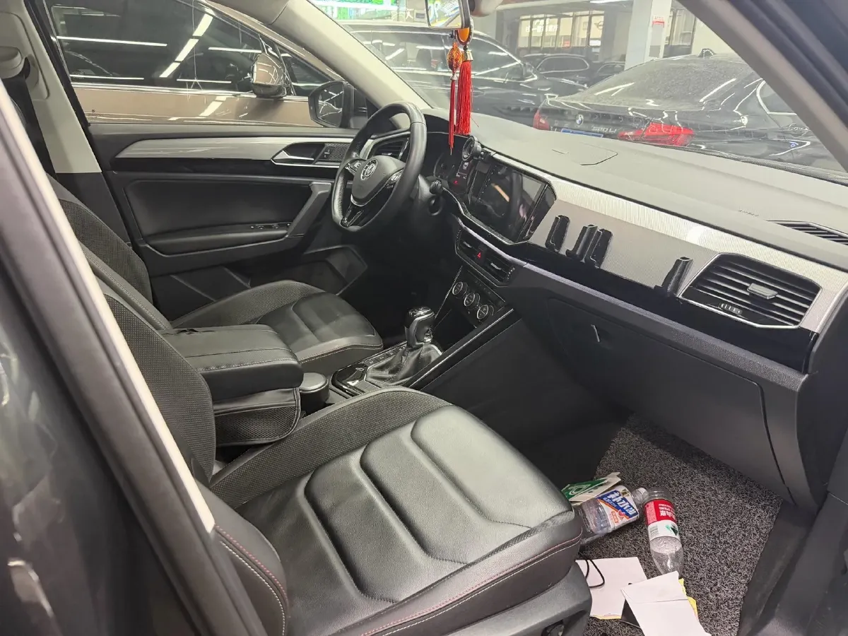 2019 Jeep Cherokee 2.0T 234HP L4 9AT,autocango,china used car exporter,china ev exporter,chinese used car exporter,chinese used ev exporter