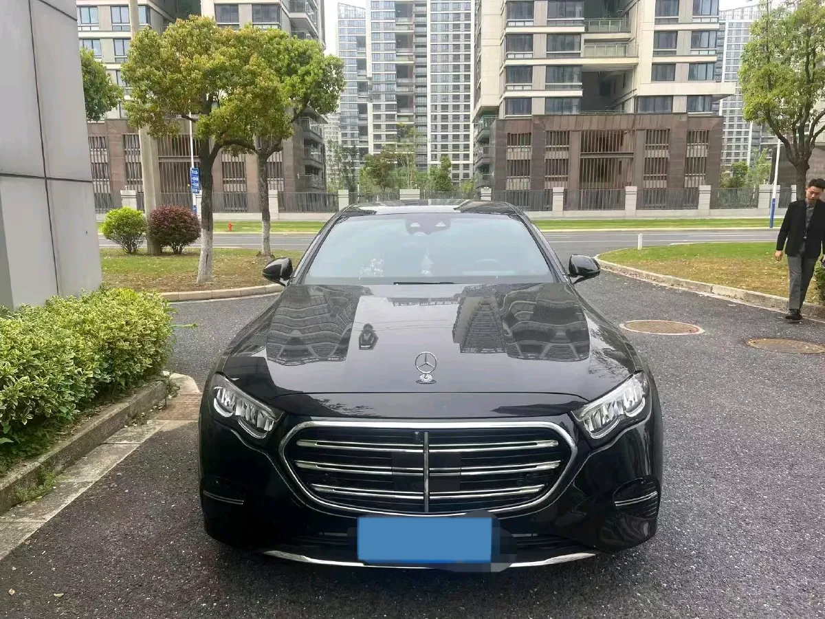 2025 Mercedes-Benz E Class 2.0T 258HP L4 9AT,autocango,china used car exporter,china ev exporter,chinese used car exporter,chinese used ev exporter